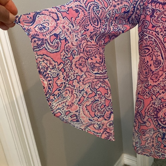 Jones New York Pink and White Paisley Blouse Top with Bell Sleeves size M - Picture 3 of 7